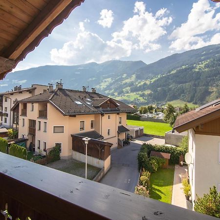 Appartement Haus Stock à Zell am Ziller Extérieur photo